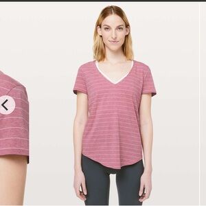 Lululemon Love Tee V
Short Serve Stripe Heathered So Merlot White